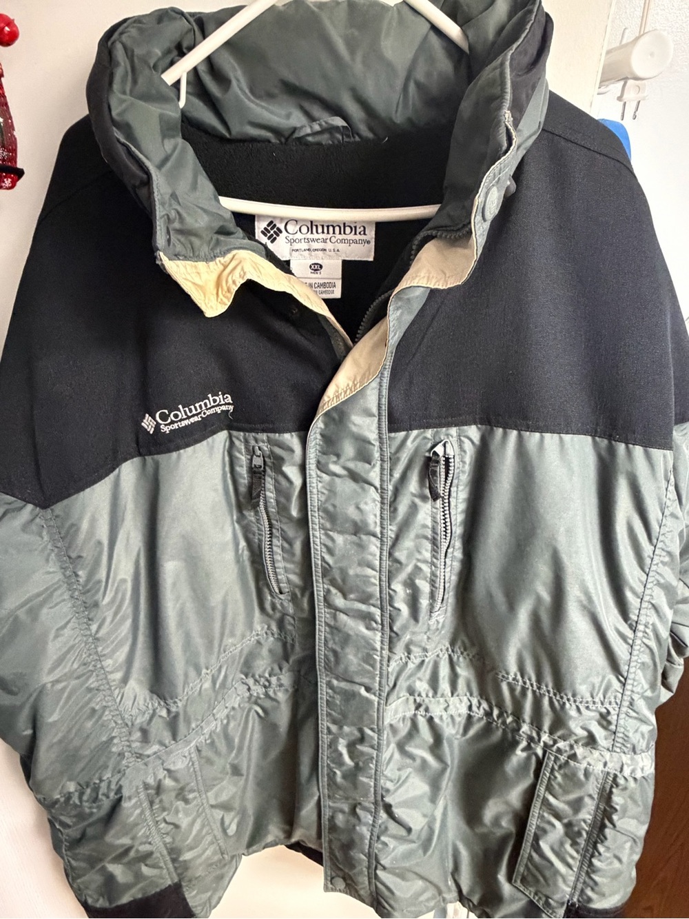 Columbia Sportswear Men's Two-Tone Gray & Black Jacket